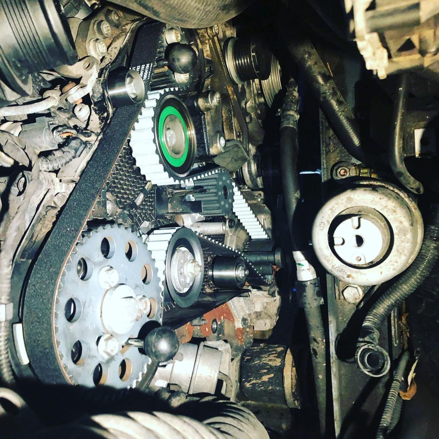 VW Transporter Timing Belt WYCHWAY Garage in Wychbold